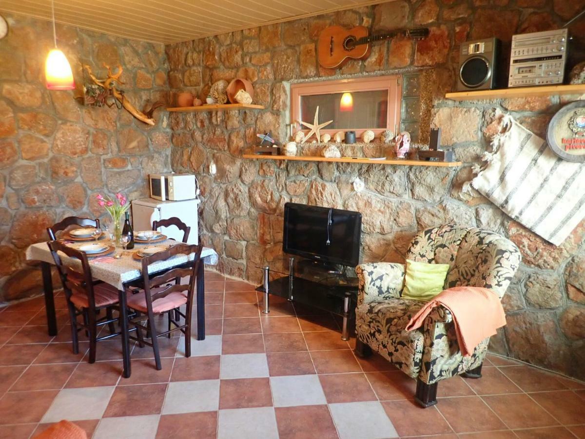 Apartments Marija Karlobag Zewnętrze zdjęcie