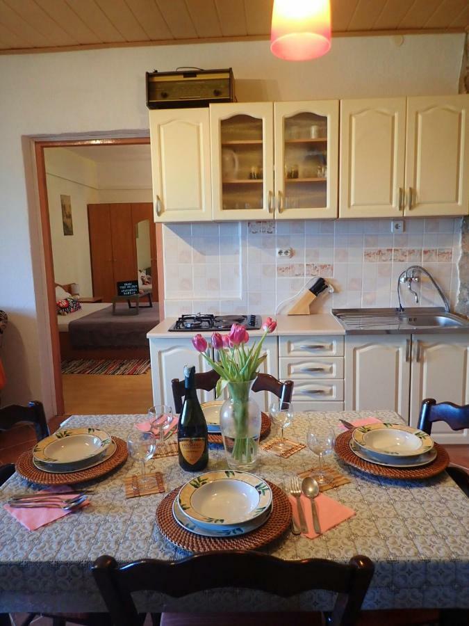 Apartments Marija Karlobag Zewnętrze zdjęcie